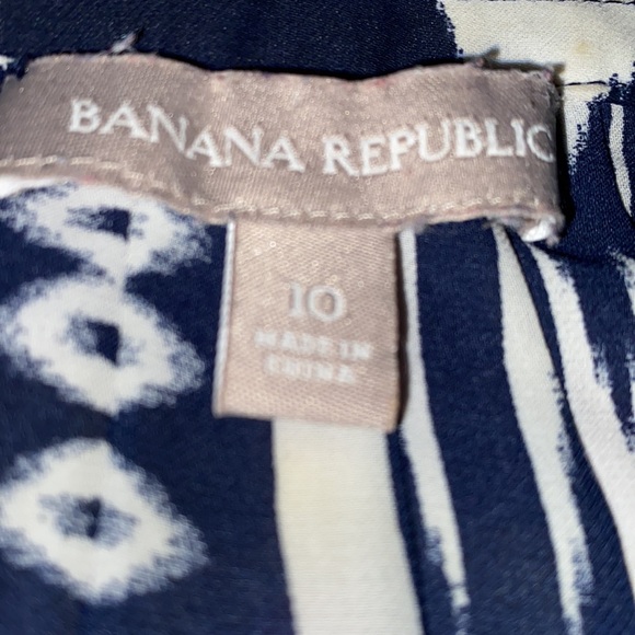 3/$30 Banana Republic Dress - Picture 9 of 11